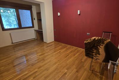 🏡 Apartament cu 4 camere situat în zona Facultății de Medicină- 2475 - 11
