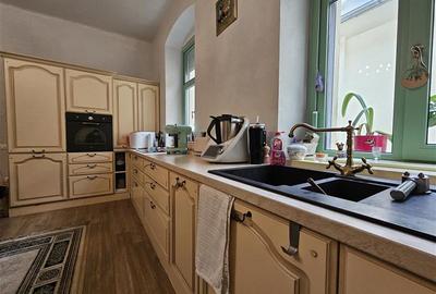 Apartament deosebit cu 3 camere str. Castelului - 11