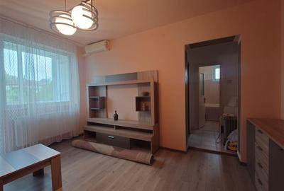 Apartament 3 camere Brad - 1