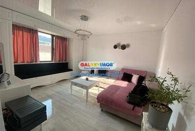 Apartament 2 camere decomandat,cu terasa( 120 mp),parcare proprie - 10