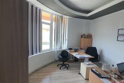 Vând / închiriez spațiu de birouri sau comercial, Mioveni - bdl. Dacia. - 9