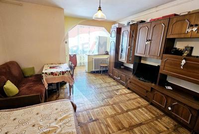 Garsonieră decomandată, mobilată în Calea București