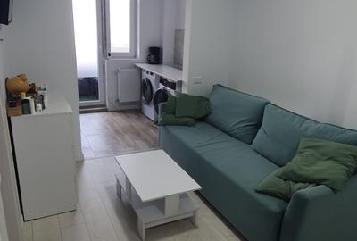 Apartament cu 2 camere decomandat, mobilat în Vest