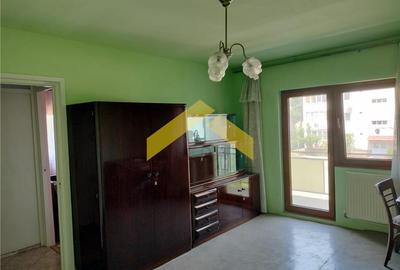 Apartament 2 camere de vanzare zona Confectii