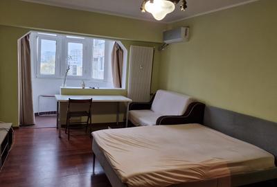 Vitan , garsoniera, metrou Mihai Bravu 7 min, mobilata, utilata - 1