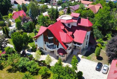 Casa / Vila / Conac Breaza 15 camere + - 3