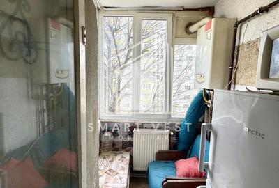 Apartament 3 camere | Etaj 3 cu lift | Zona Micro 15 - 19