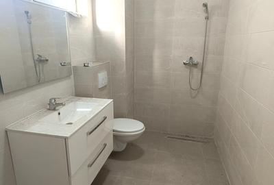 Spațiu de închiriat, ideal cabinete medicale sau salon – Zonă centrală - 3