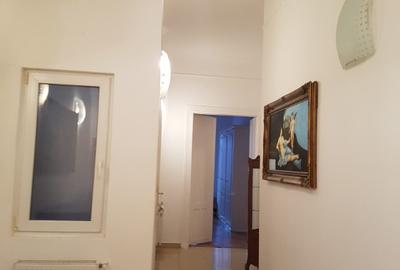 Vand apartament la casa 2 camere central Piata Catedralei - 8