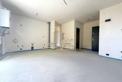 Apartament cu 3 camere semidecomandat în Florești