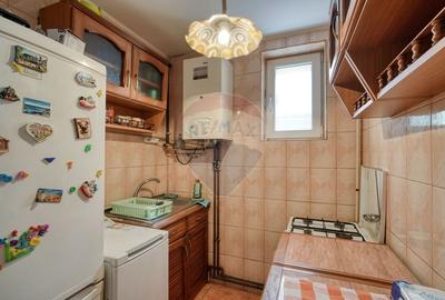 Casă / Vilă cu 6 camere de vânzare în zona Bartolomeu - 24