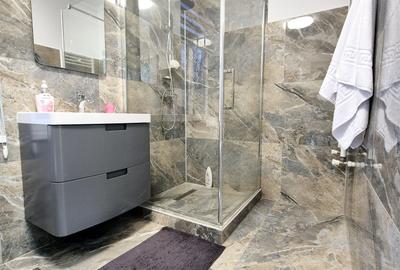 Ultracentral - Etaj de vila cu intrare si curte separata - 9