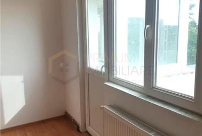 GIARMATA - 3 camere - 1 baie - 1 balcon - ETAJ 1 - BLOC IZOLAT - 8