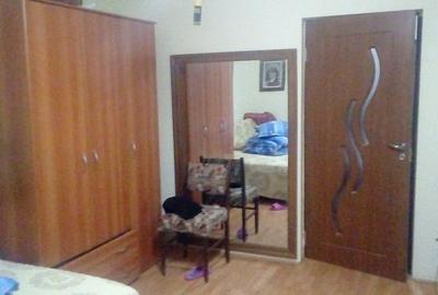 Vand casa cu 3 camere + dependinte, teren 320 mp, sat Ibanesti, str. Principala - 4
