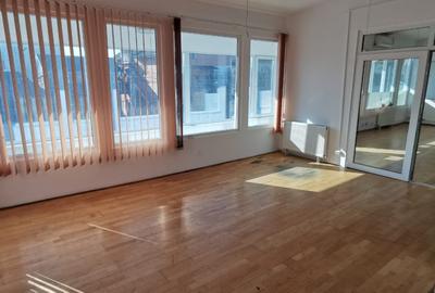 Gh. Lazar - Spatii birouri - Su: 144mp - Centrala proprie - 1