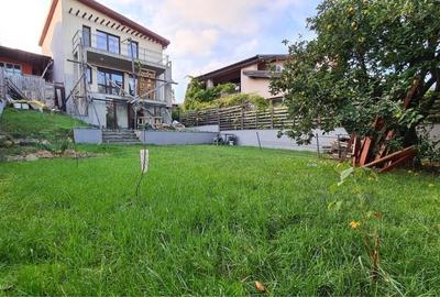 Casa individuală 7 camere in Andrei Mureșanu - 1