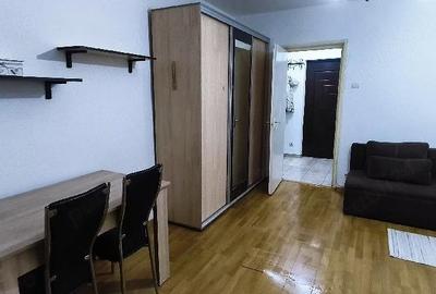 Garsonieră decomandată în Drumul Taberei