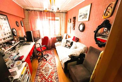 Apartament 3 camere cu BALCON  - str PACII - 3