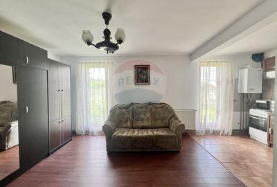 Casă / Vilă cu 3 camere de vânzare - 17