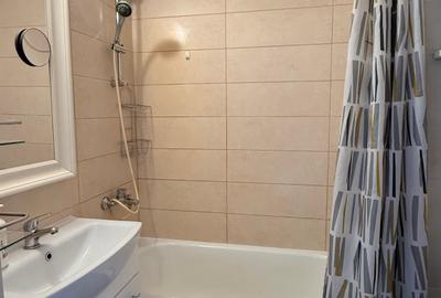 Piață Amezei I La Cheie I Fără risc I Mutare imediată I 1960 - 6