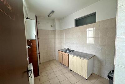 Spatiu birouri Cotroceni - Cladire Individuala 870mp - Metrou Eroilor - 30
