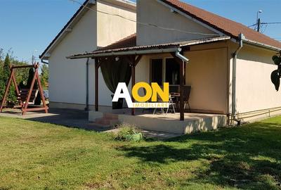 Casă de închiriat, 3 camere, cu terasă și garaj, Partoș - 4