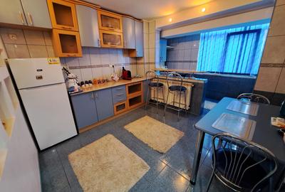 Ultracentral Târgoviște,  vânzare apartament 4camere/2balcoane - 4