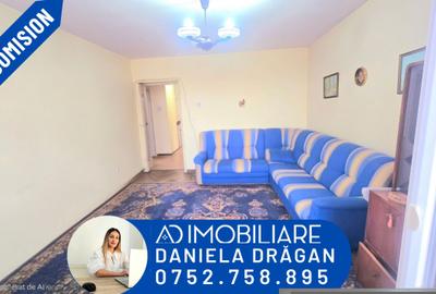 Apartament cu 3 camere decomandat în Central