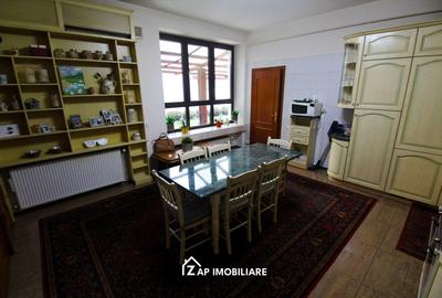 Unirii - Casa Zona Romcab -  400mp - 1259 mp teren - Garaj dublu - piscina - 36