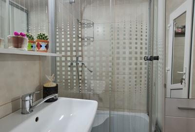 Apartament cu 3 camere decomandat, mobilat în Drumul Taberei