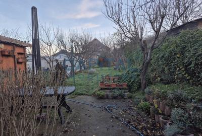 Casa pe un nivel, cu livada,  la intrarea in Dezmir - 11