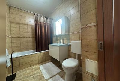FARA COMISION ! Apartament 2 camere, etaj 3/4, strada Eroilor - 9