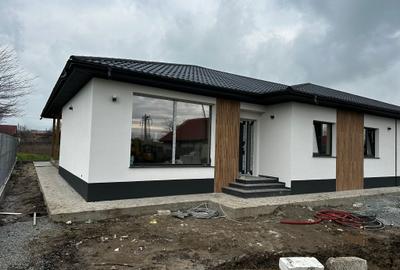 Casa noua in duplex Poiana  comision 0% - 3