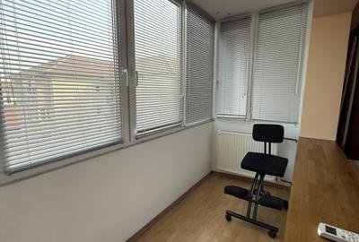 Apartament spatios, 2 camere, 58 mp utili + 2 balcoane si 2 debarale - Bucovina - 3