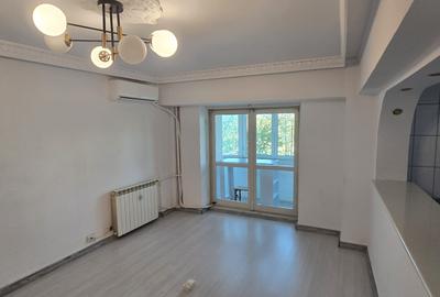 De vanzare - Apartament spatios Piata Alba Iulia 5 - 3
