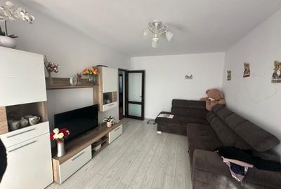 Apartament 3 camere decomandat, Podu Ros - Sens Giratoriu