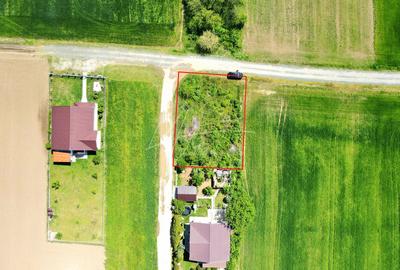 Teren intravilan in zona rezidentiala, la 1 km de A0 si A1 - 16