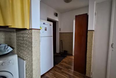 Zona CET - ap 2 camere, dec , et 8/10 , centrala gaze - 6