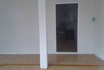 Inchiriere Spatiu Comercial - 55 mp - Vad Excelent - Piata Ceair, Pret 500 Euro - 1