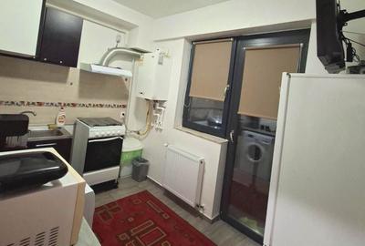 Garsonieră decomandată, mobilată în Cug