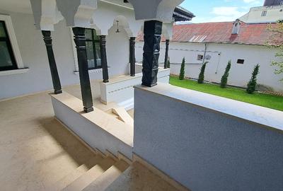 C-lung Muscel„Casa Olaru'' (1928) – Vilă monument istoric restaurată impecabil, - 8