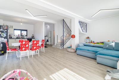 Casa Corbeanca P+1 cu 3 dormitoare si curte generoasa, terasa si loc de parcare - 2