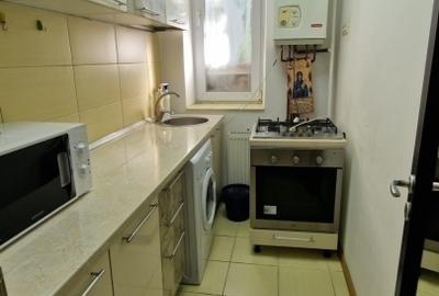 Etajul 1-Piata Unirii- 2 camere decomandate - 10