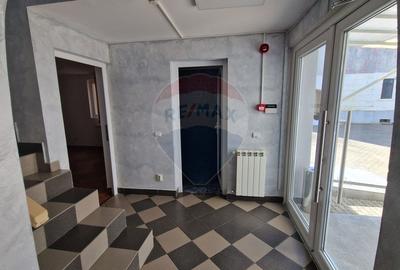 Spațiu de birouri de 1,054mp de închiriat în zona Bucureștii Noi - 42