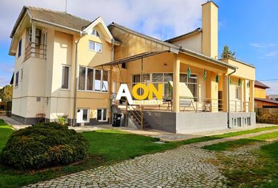 Casă individuală cu 7 camere în Cetate