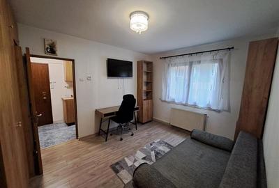 Apartament cu 2 camere semidecomandat, mobilat în Mănăștur