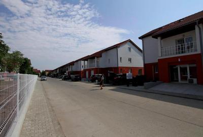Proprietar   |   Vilă modernă  în American Village Pipera   |  Renovată complet - 7