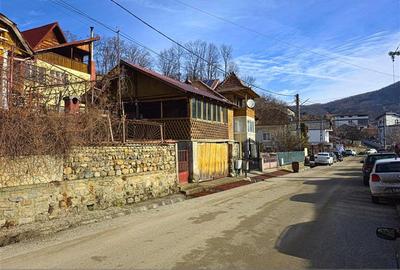 CASA IN BAILE OLANESTI - TOATE UTILITATILE - 1