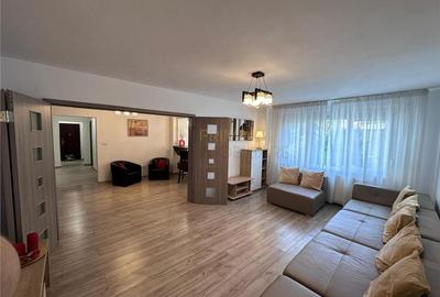 Apartament 4 camere de LUX - Zona Ultracentral - Etaj intermediar