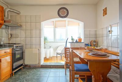 Apartament 3 camere, decomandat cu parcare și beci - 9